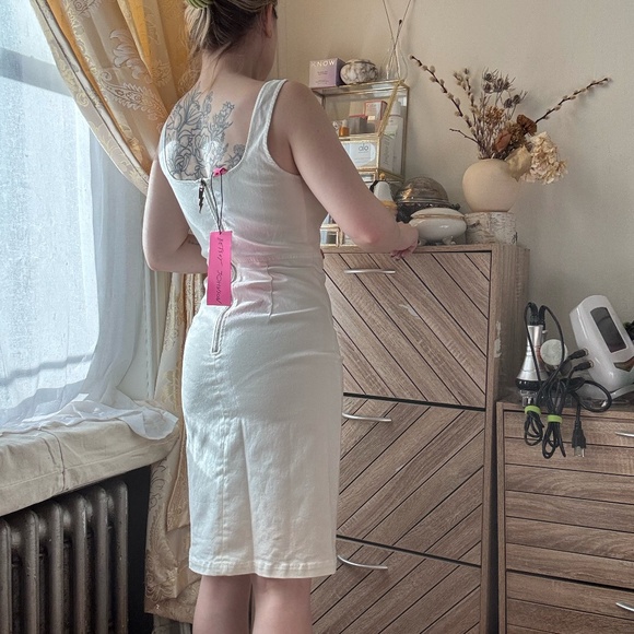 NWT Betsey Johnson - White Cotton/Linen Corset Dress - Picture 4 of 6